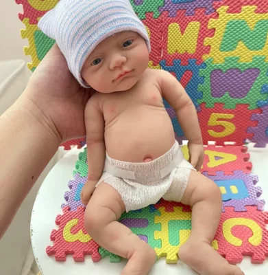 https://reborndollsonline.com/product/hyperrealistic-silicone-reborn-dolls/