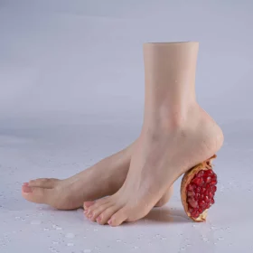 https://reborndollsonline.com/product/female-foot-model/