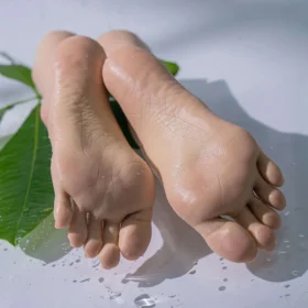 https://reborndollsonline.com/product/sexy-silicone-feet/