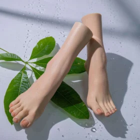 https://reborndollsonline.com/product/sexy-silicone-feet/