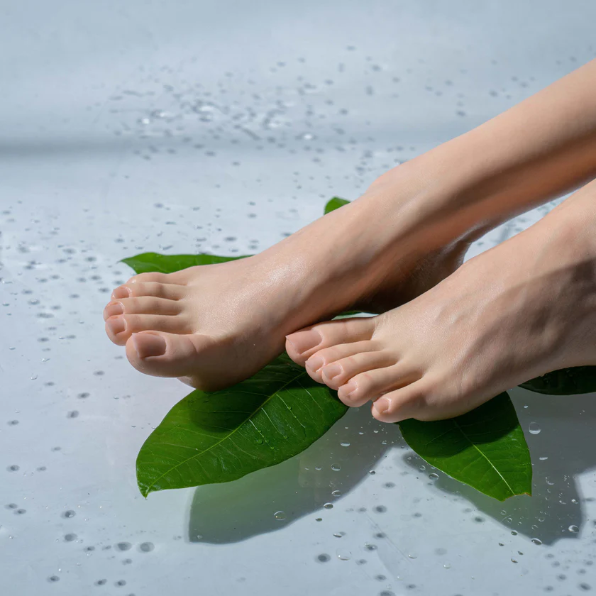 DSC03877_1 https://reborndollsonline.com/product/wiki-fake-feet-model/