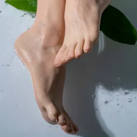 https://reborndollsonline.com/product/wiki-fake-feet-model/