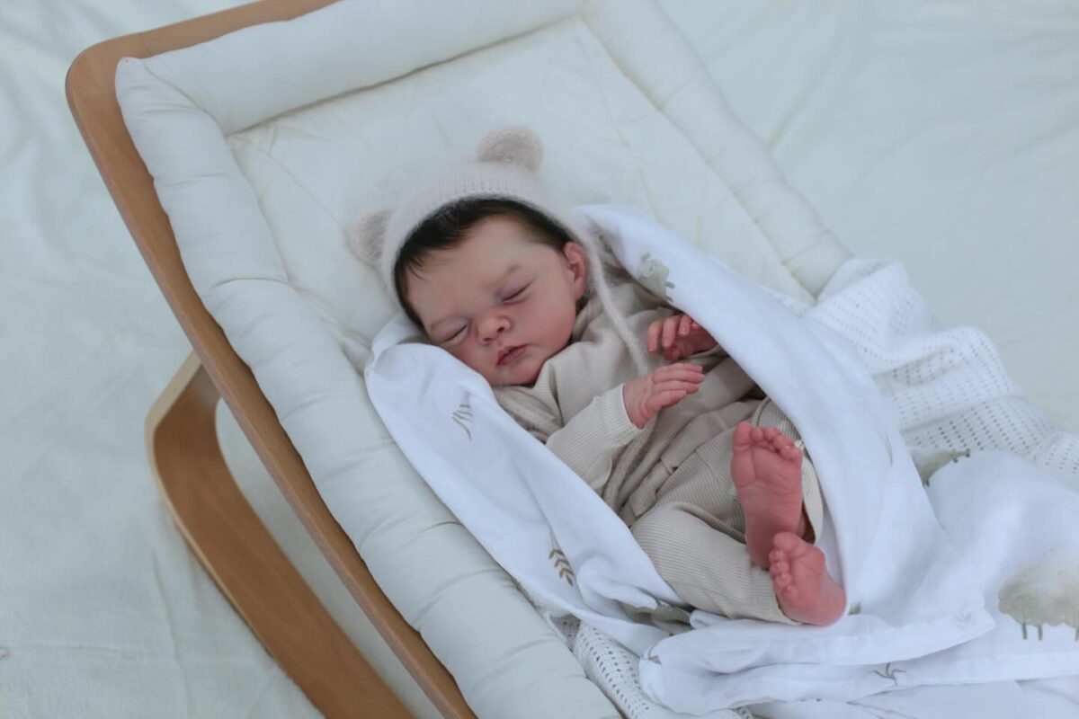 Premium realistic reborn dolls available online in the USA. Lifelike and collectible, Premium doll